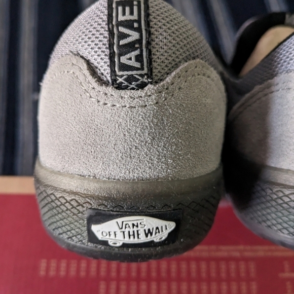Vans Ave Pro Reflective Gray Men 7 Size Skateboarding Suede 122024 - Picture 10 of 10